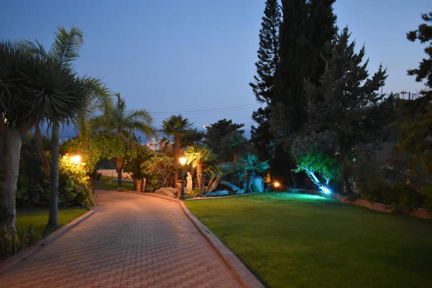 Olive Tree Apartments Limassol Ngoại thất bức ảnh