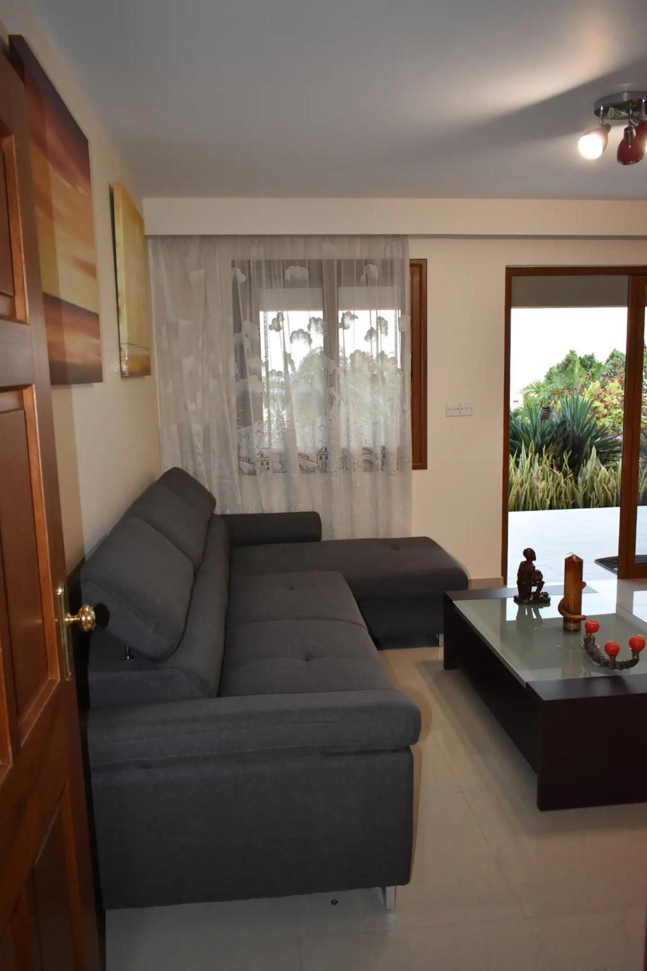 Olive Tree Apartments Limassol Ngoại thất bức ảnh