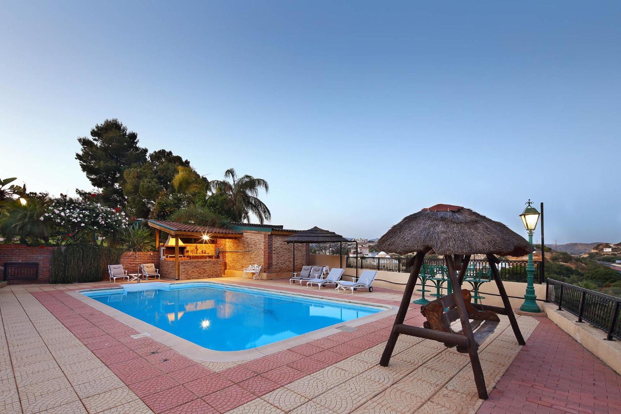 Olive Tree Apartments Limassol Ngoại thất bức ảnh